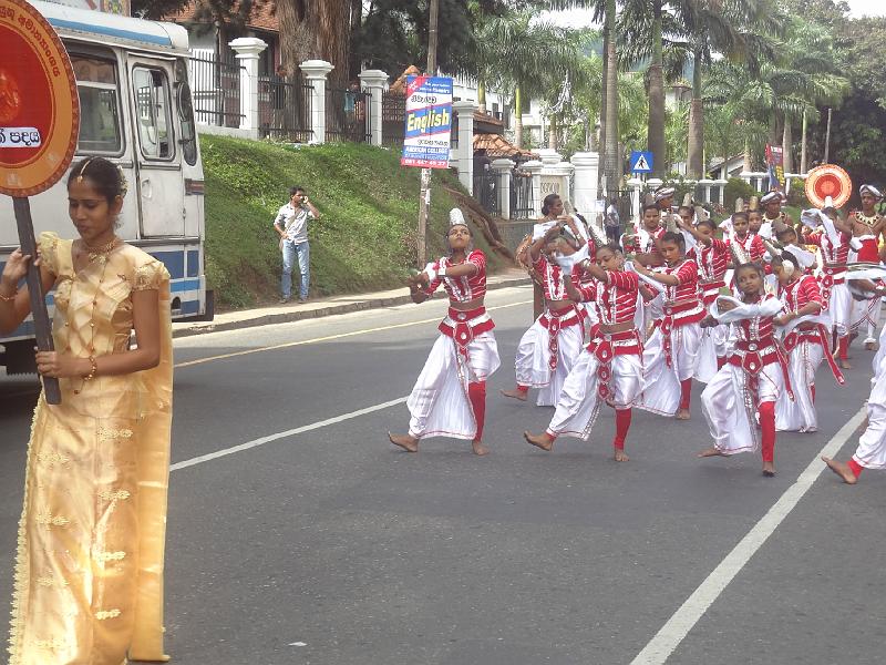 DSC03315.JPG - Sep 8-12, 2014 街頭遊行 (斯里蘭卡，可倫坡) [Parade, Colombo, Sri Lanka]-133